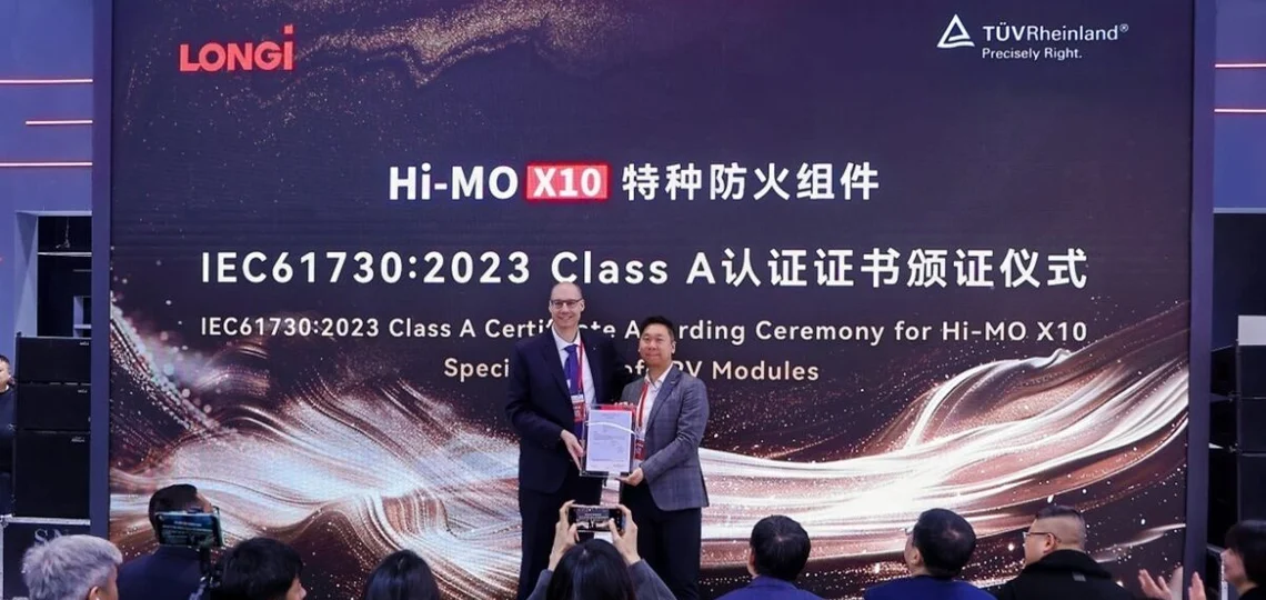 LONGi lance un module solaire ignifuge Hi-MO X10 pour toitures résidentielles chinoises