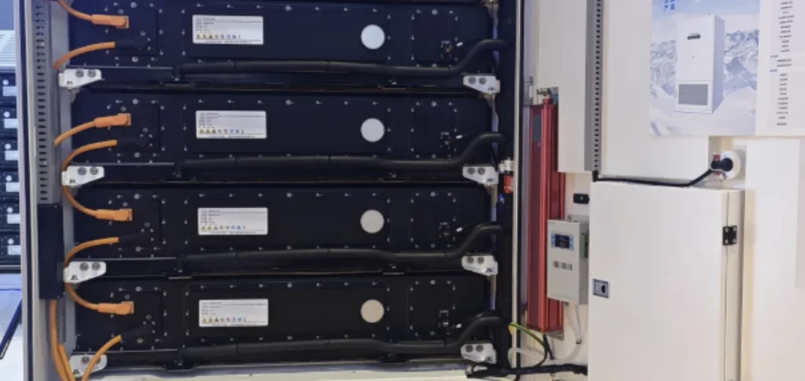 Hizenergy dévoile quatre produits de stockage C&I autour d'un PCS 300 kW